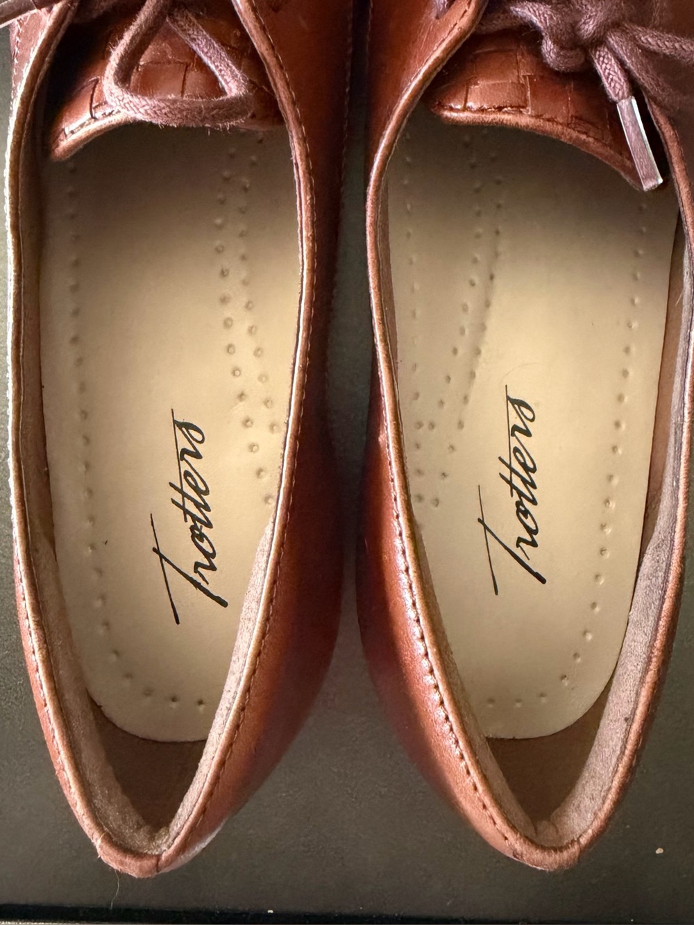 Woven leather oxfords - Picture 6 of 8
